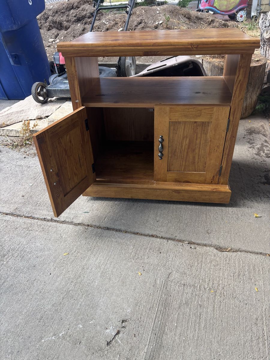 TV cabinet