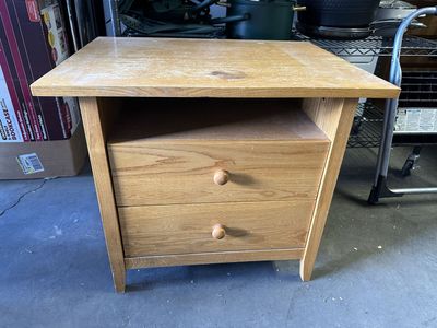 2 Drawer Nightstand