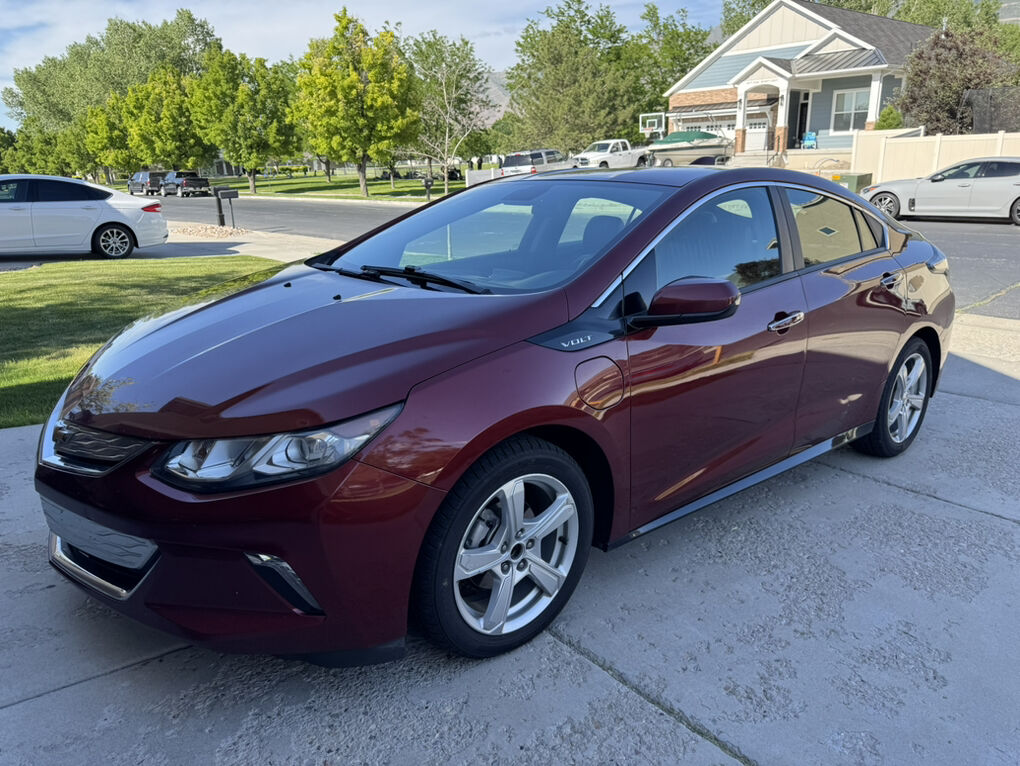 2017 Chevrolet Volt 