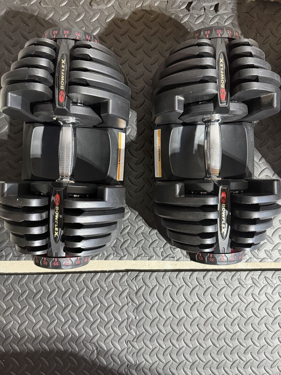 Bowflex SelectTech Adjustable Dumbbells Pair Used Good 1090