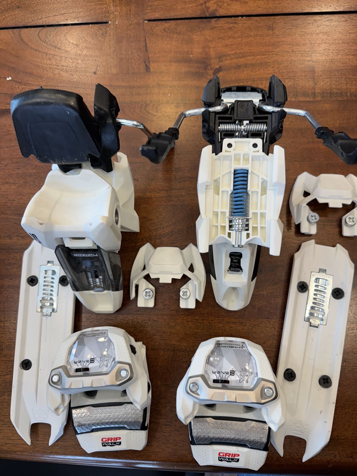 Marker Squire 11GW (GripWalk) Bindings - 100mm Brakes - White - Used 5 times.
