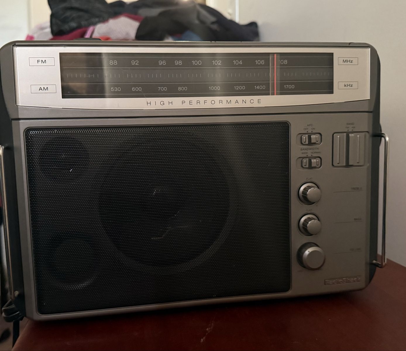 Radio Shack Model 12-903 High Performance Tuned RF AM/FM Extended Range Portable Radio