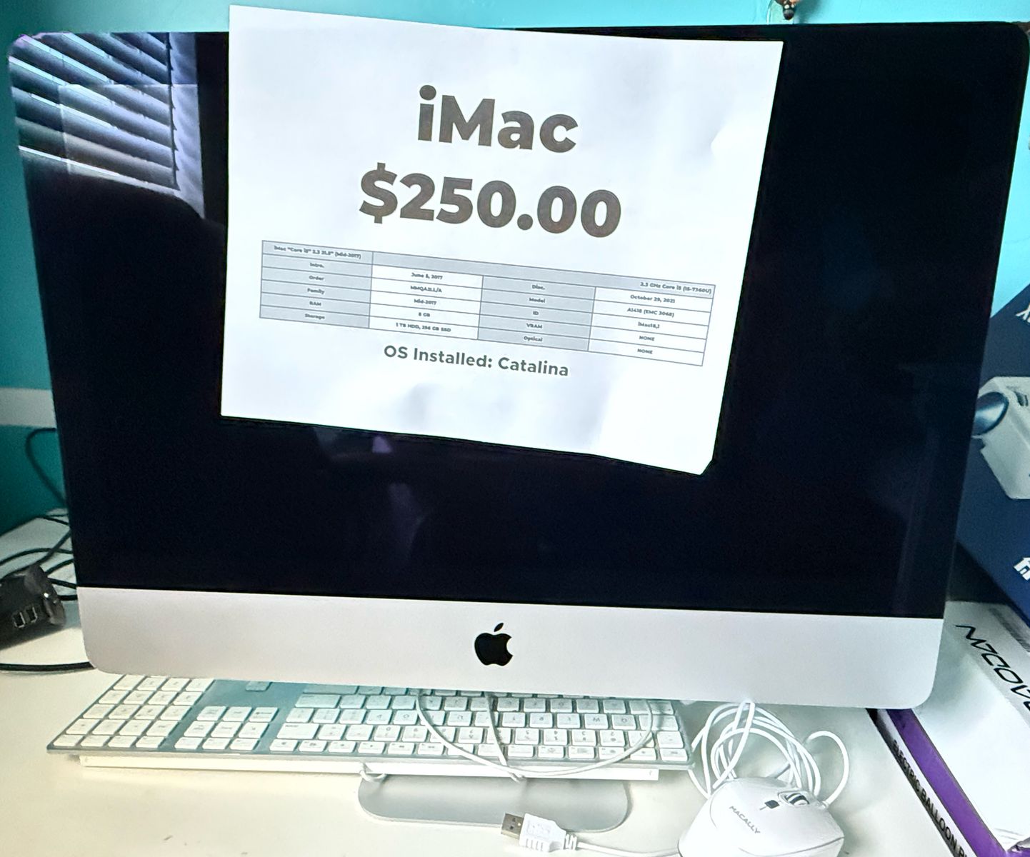21.5" iMac 2017 Desktop Computer 1TB 8GB RAM