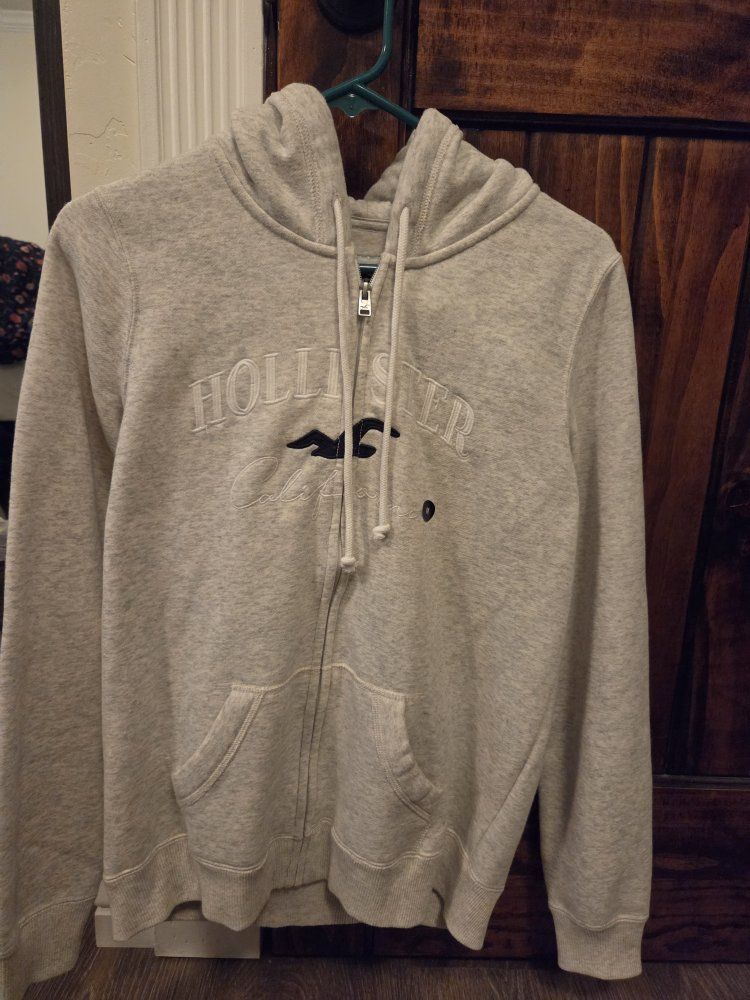 Hollister California Men's Gray Full-Zip Hoodie Sweatshirt with Embroidered Logo, Size M