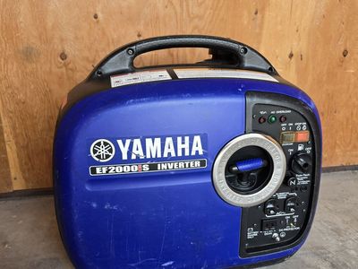Yamaha EF2000is Inverter, Runs Perfect!