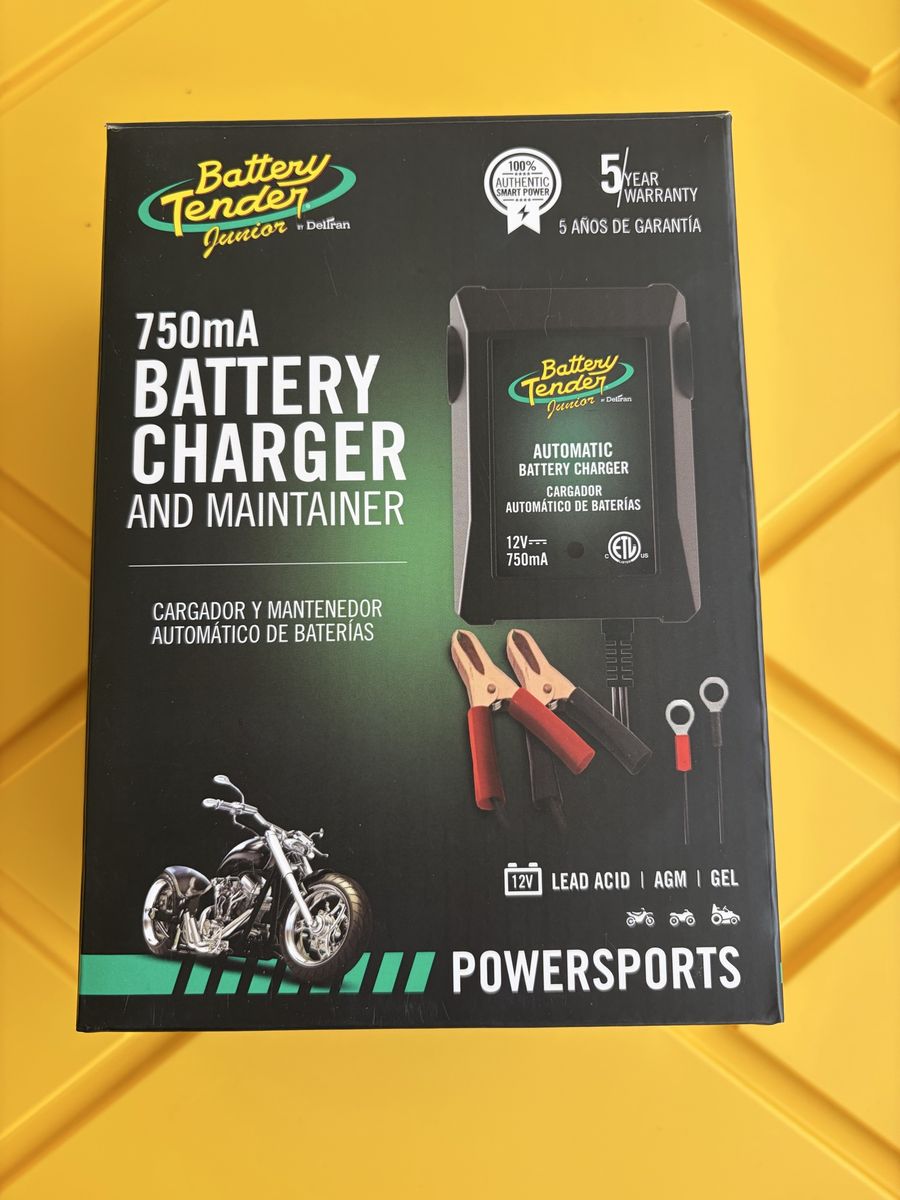 Battery Tender Junior 12V 750mA Charger & Maintainer