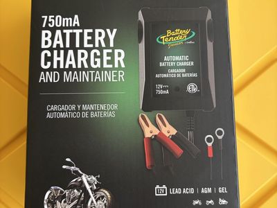 Battery Tender Junior 12V 750mA Charger & Maintainer
