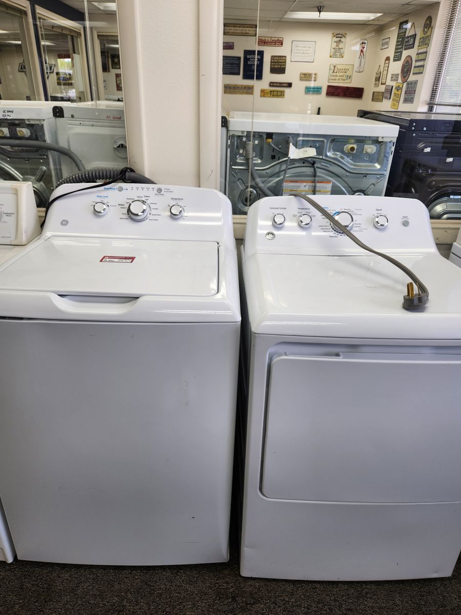 GE White Top Load Washer & Electric Dryer Set! W-Warranty
