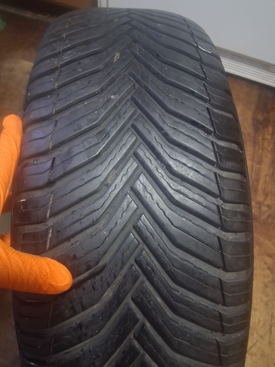 3 excellent Michelin tires