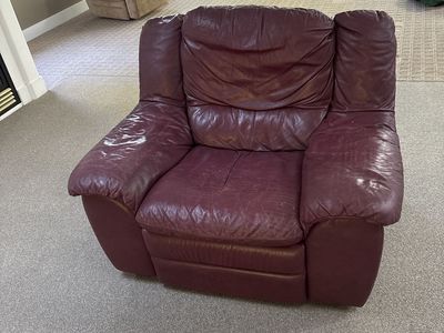Leather recliner