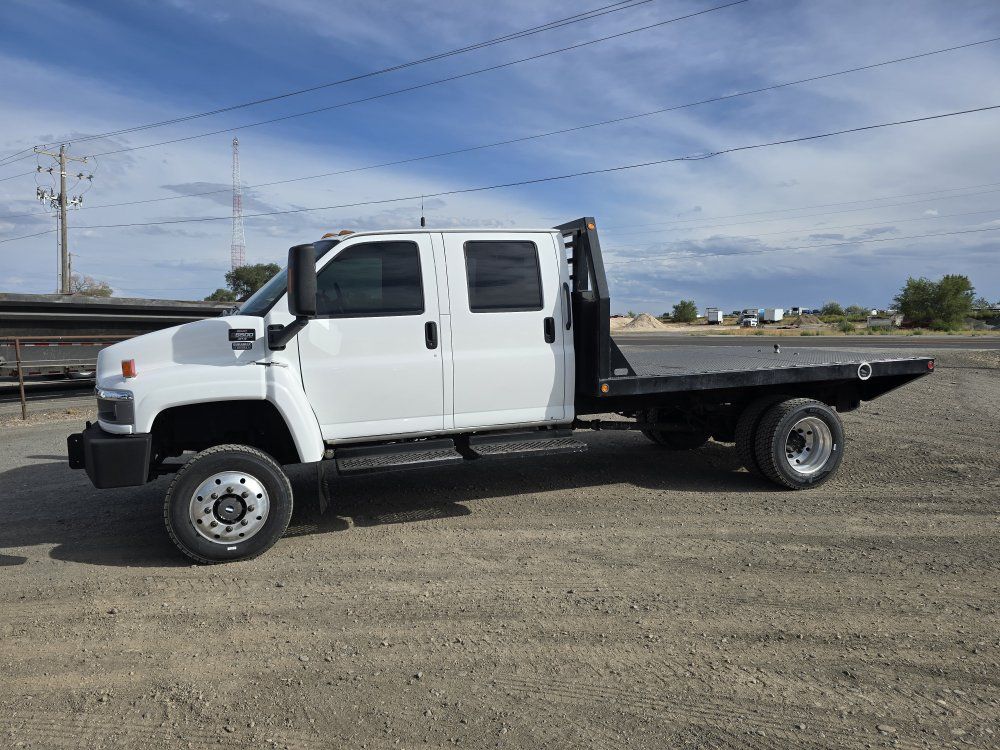 2006 GMC 5500 Crew Cab 4wd Flatbed 107k Miles