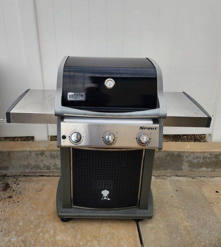 Weber Spirit 3 Burner Natural Gas Grill - Stainless Steel Side Tables