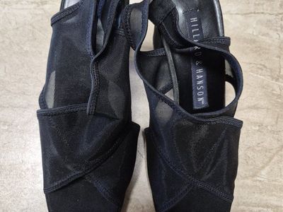 New Hilliard & Hanson Black Mesh Slingback Sandals, Size 5.5-6