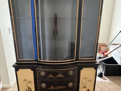 Free Vintage Drexel Hutch