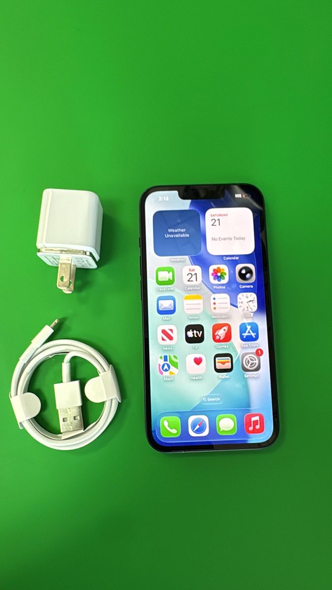 iPhone 13 128GB Unlocked Excellent Condition