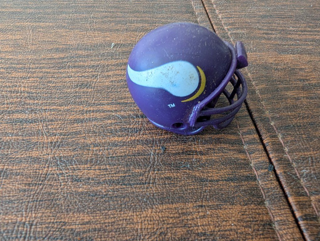 vintage Vikings helmet from a 25 cent vending mach
