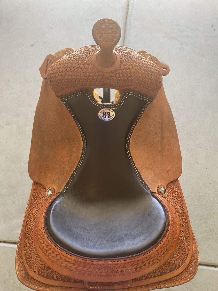 Like new western saddle