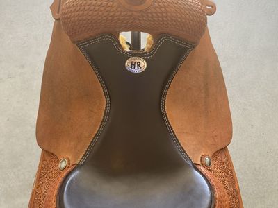 Like new western saddle