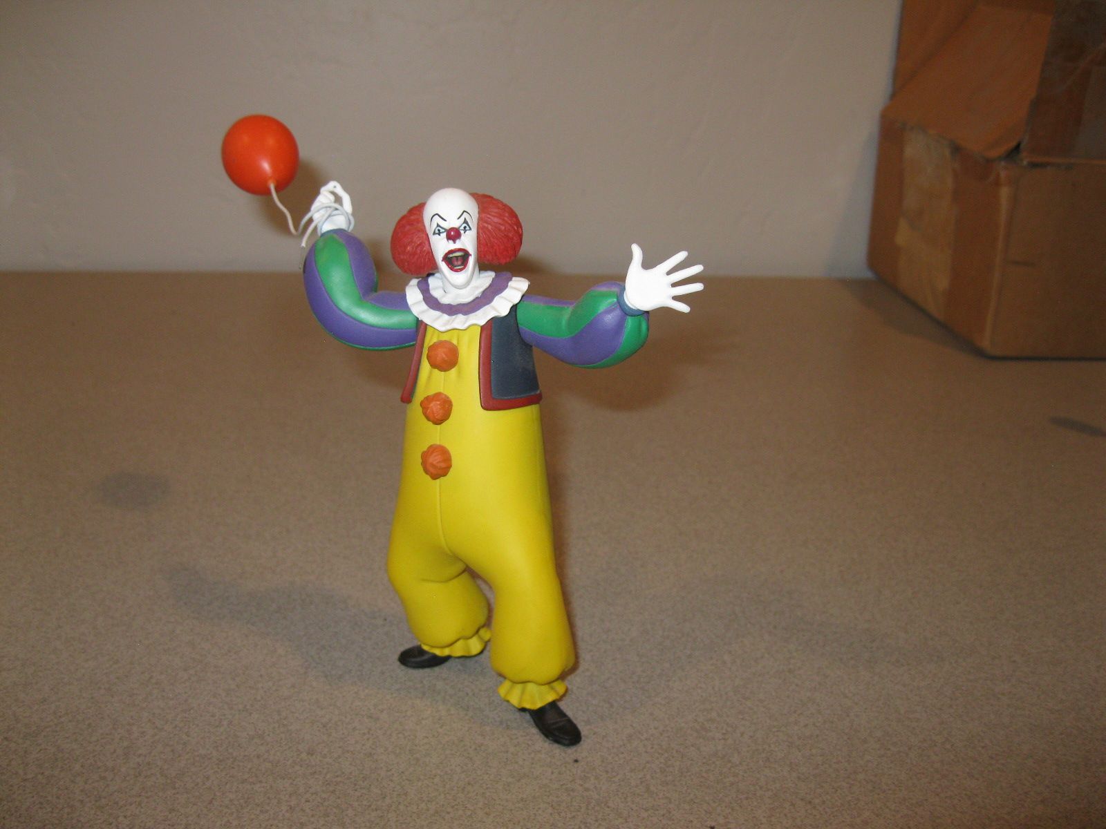 Pennywise Standing Figure