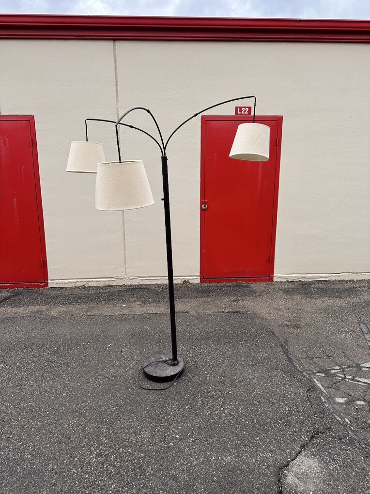 Modern 3-Arm Arc Floor Lamp