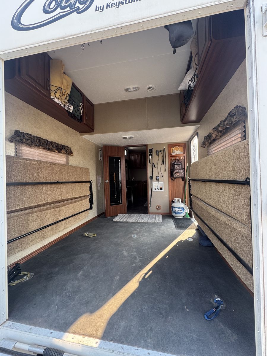 Main image 13