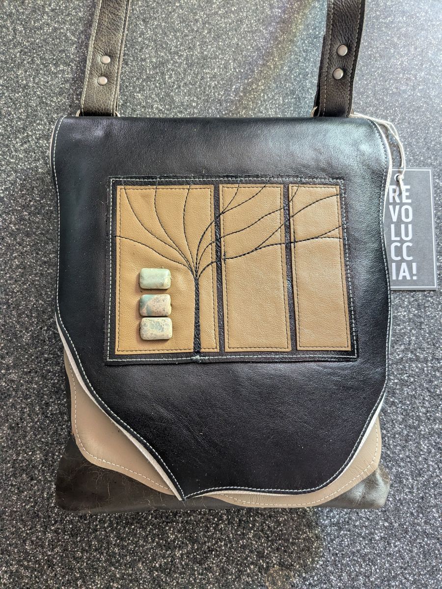 Handmade leather crossbody bag