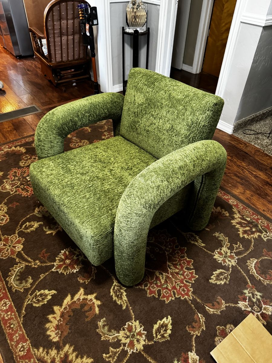 Unique Green Upholstered Accent Chair Armchair Modern Contemporary Design