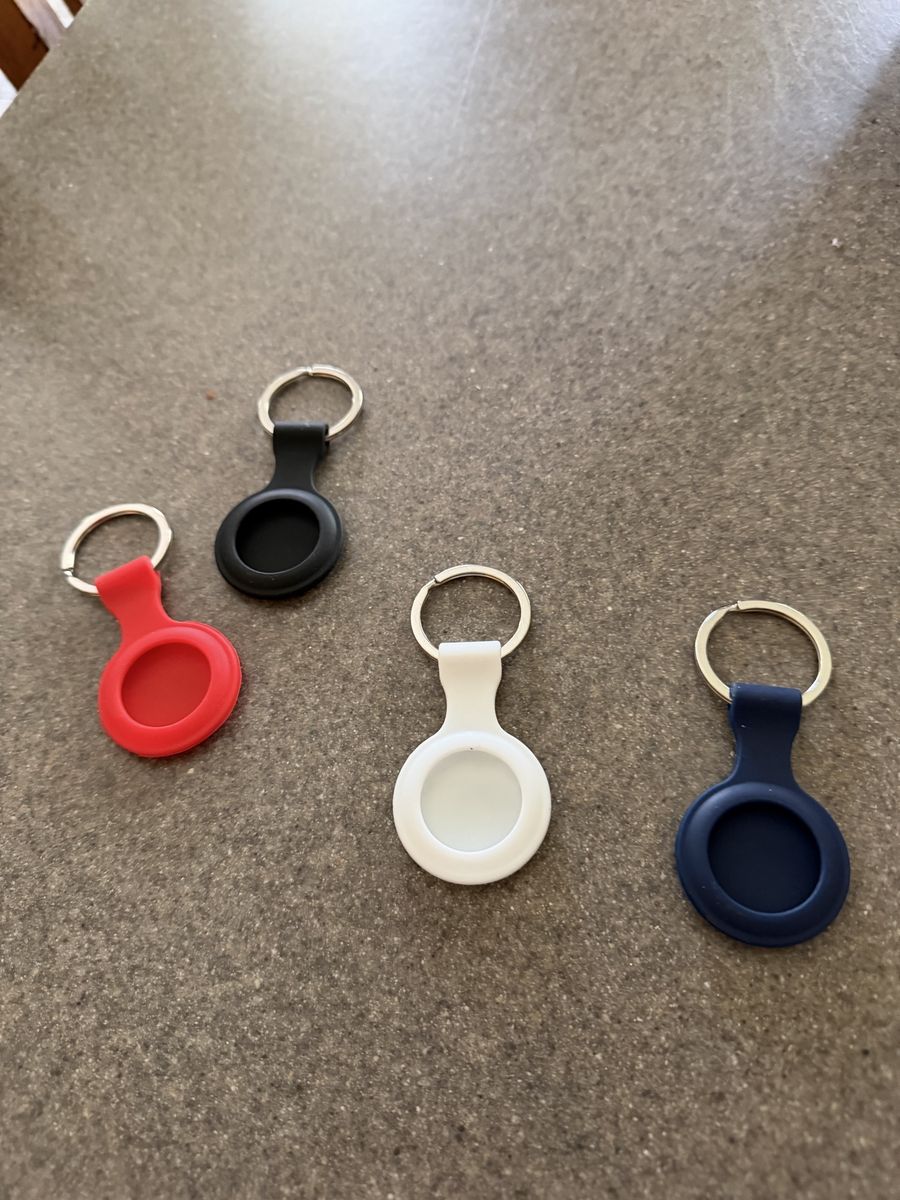 Air tag holders