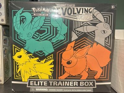 Pokemon Evolving Skies ETB