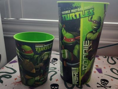 TMNT Teenage Mutant Ninja Turtles Action Figures, Cups, & Pins Lot - Viacom 2013