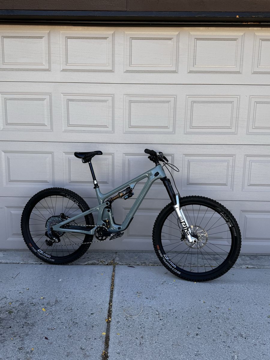 Yeti SB135