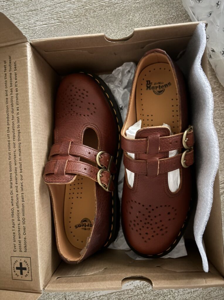 Women's New In The Box Doc Marten Mary Janes