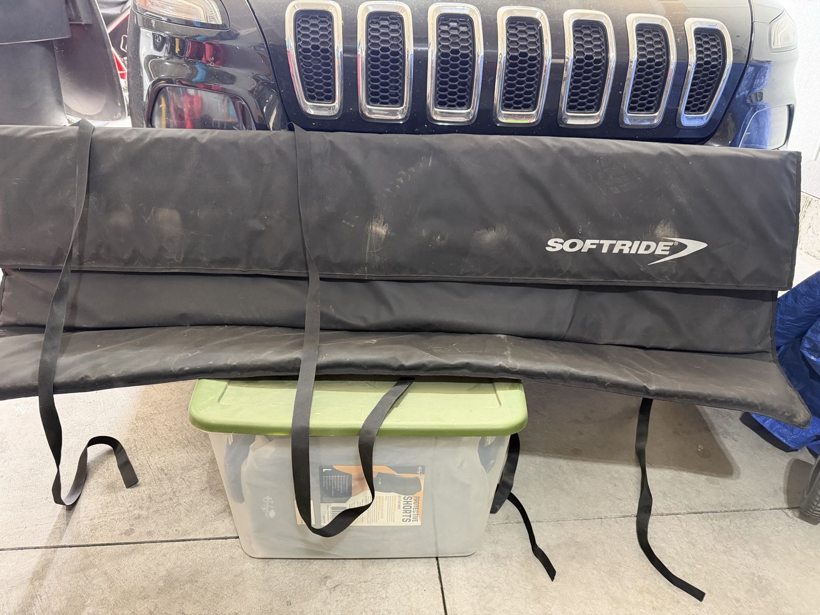 SoftRide Tailgate Pad - 54" Mid-Sized Pickup Truck Bike/Surfboard Rack Carrier
