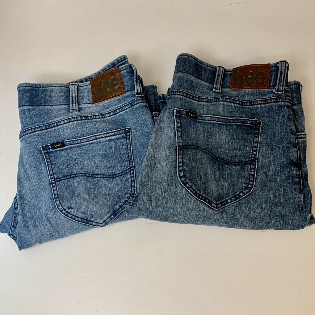 2 Pair Lee Extreme Motion 38 X 34 Stretch Jeans