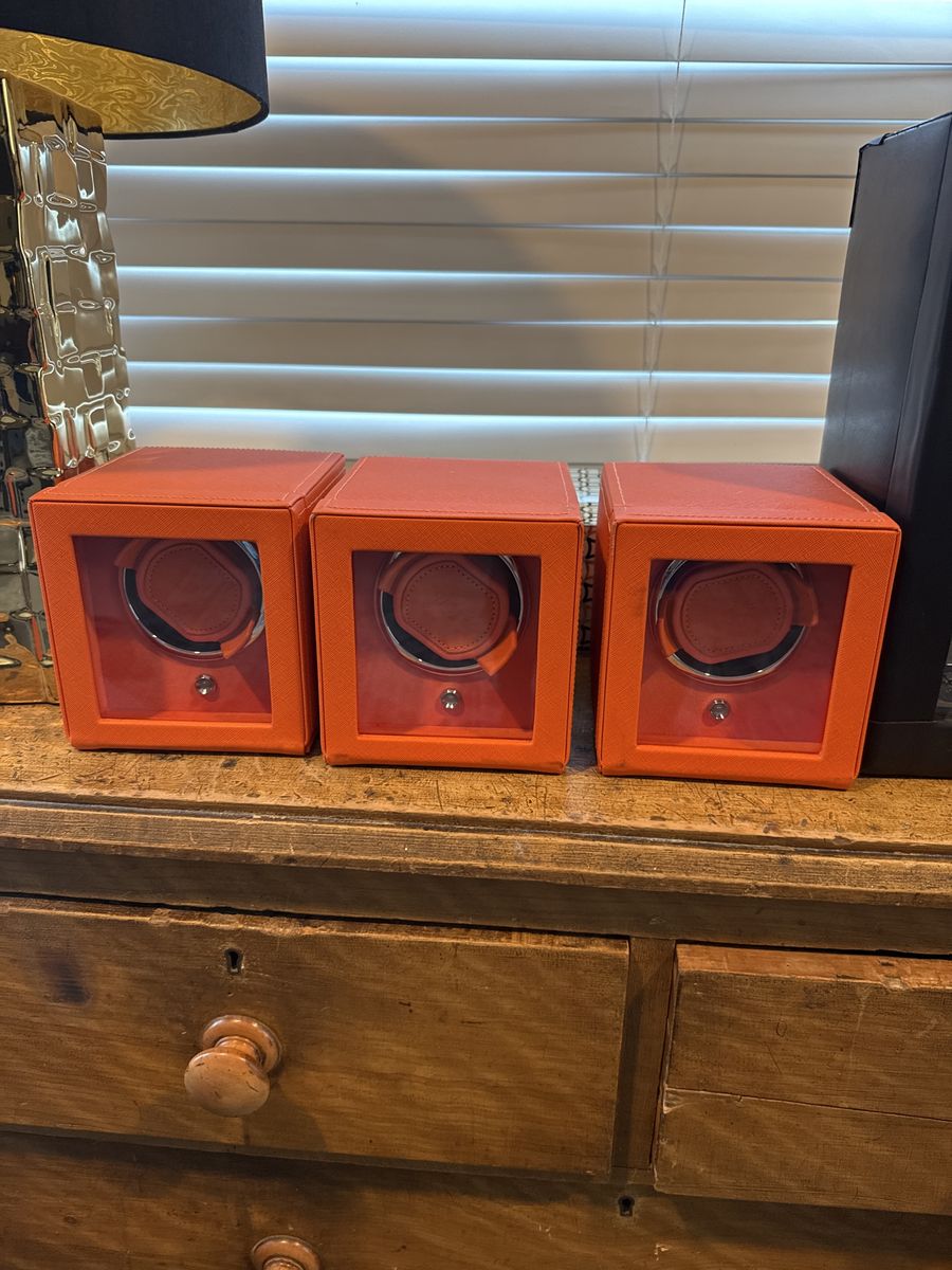 Wolf watch winder with all accessories
