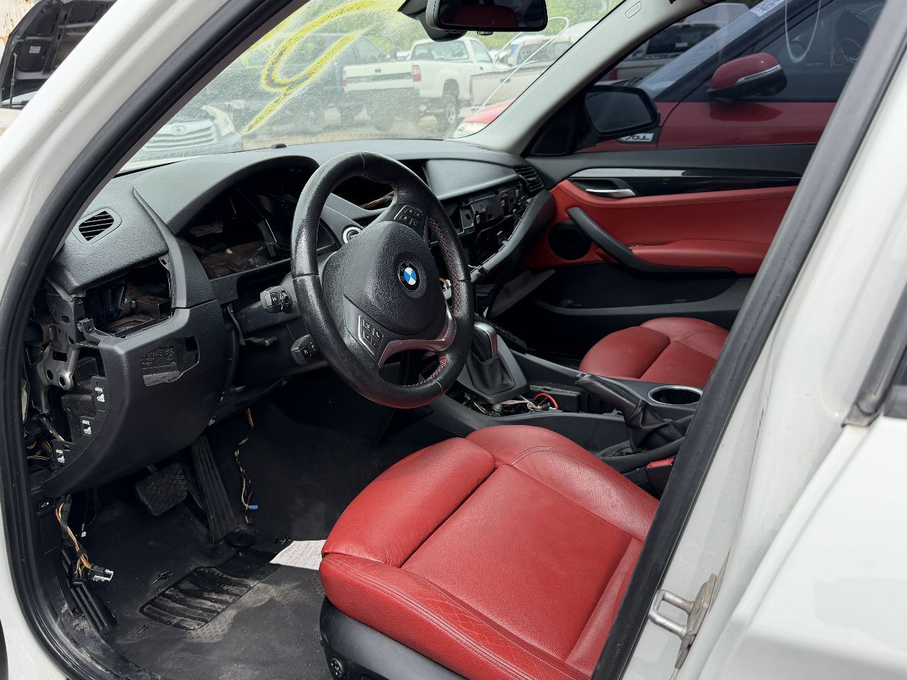 Main image 6