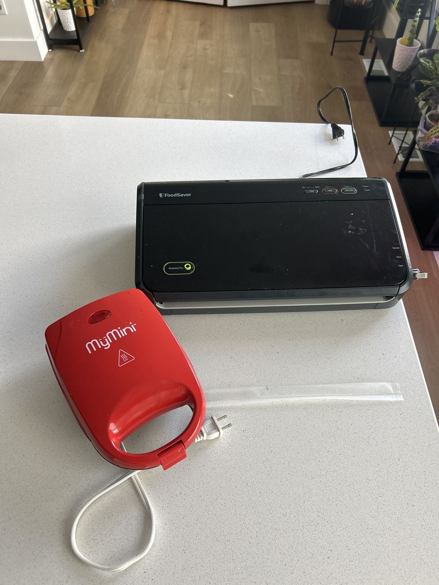 Older Food Saver And Sandwich Grill