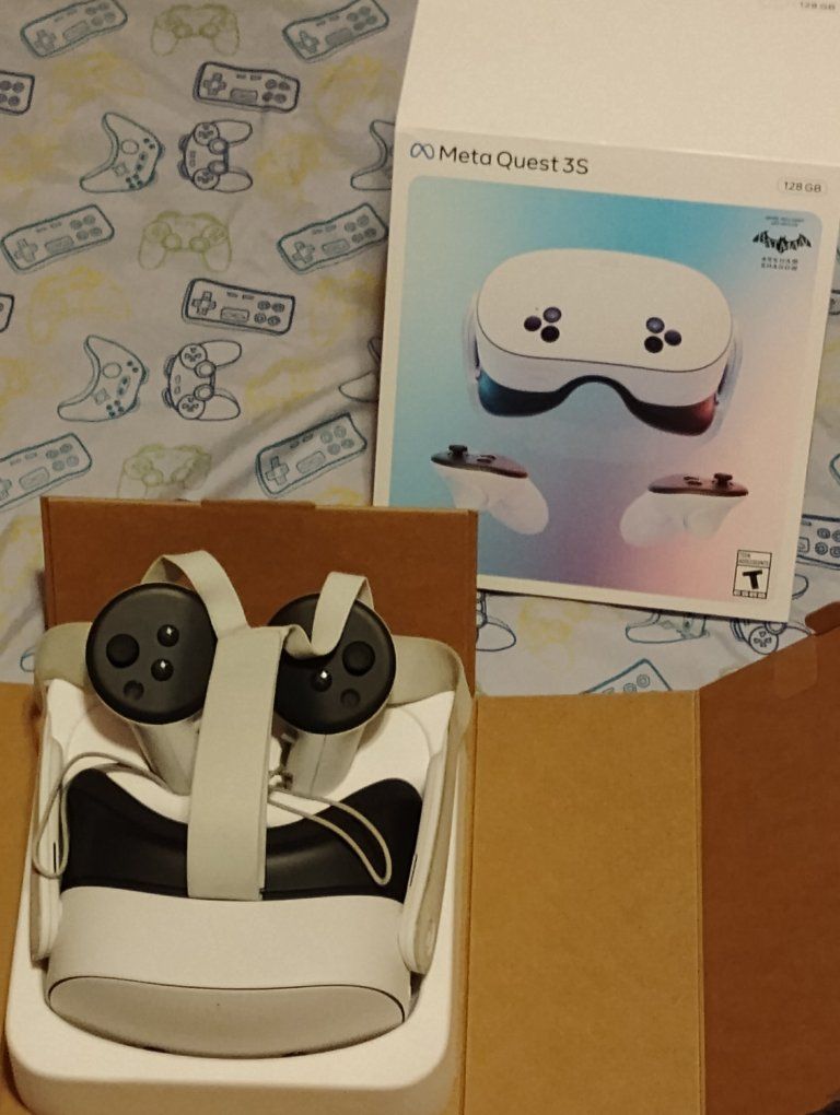 Meta Quest 3S VR Headset - 128 GB