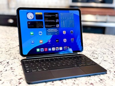 Apple iPad Pro 11 Inch Wifi Cellular With Extras