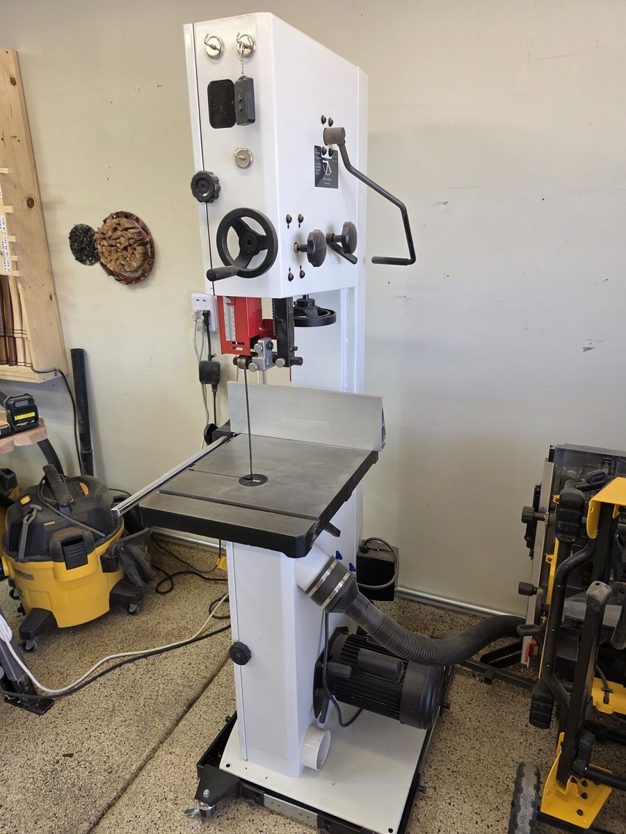 JET JBS-15 15-Inch 3 HP Heavy Duty Woodworking Bandsaw with Mobile Base