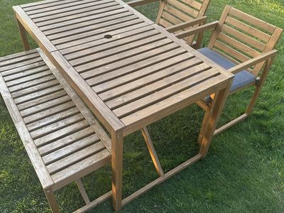 Outdoor Table, Chairs and bench set