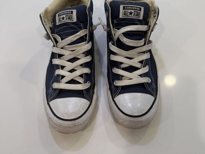 Converse All Star Chuck Taylor Navy Blue High Top Sneakers 10