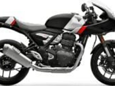 2026 Triumph Thruxton 400