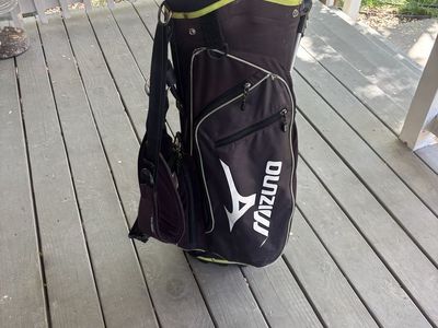 Mizuno Golf Bag (used)