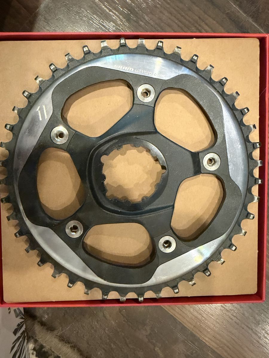 SRAM 44T 11 spd chainring