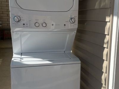 Excellent One Years Use Stackable 27 electric