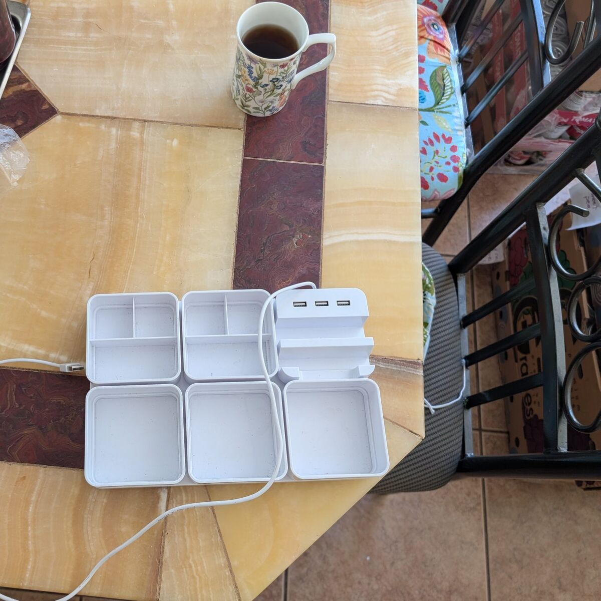 Desk organizer 3 USB charging station