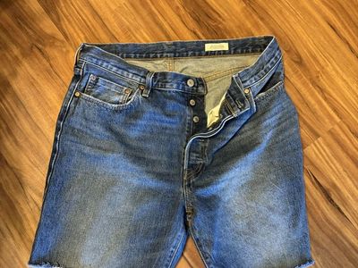 Levi's 501 '90s Original Fit Cut-Off Denim Shorts Blue Size W28 - Excellent Condition