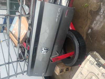 2009 - 2018 Dodge pickup tailgate