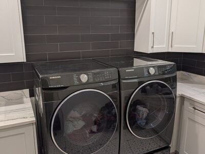 Samsung Front Load Dryer w/ Pedestal + Free Washer